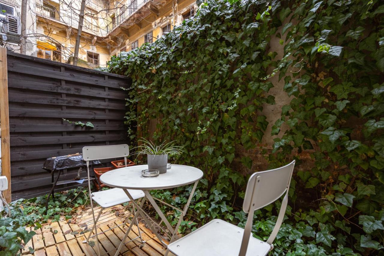 Modern Stylish Apartment @ Superb Central Location Budapest Luaran gambar