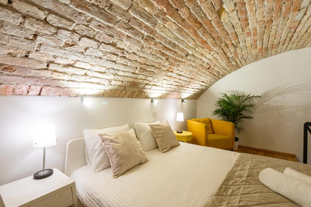 Modern Stylish Apartment @ Superb Central Location Budapest Luaran gambar