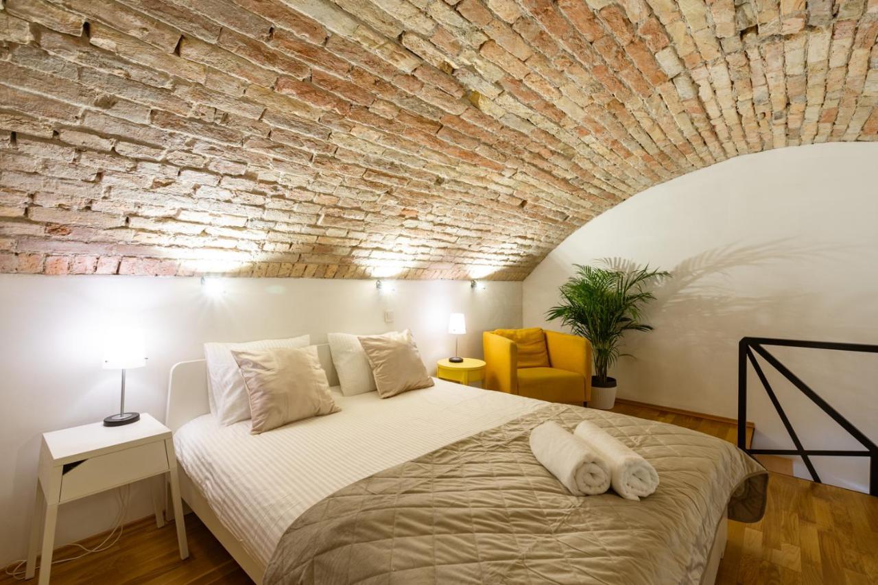Modern Stylish Apartment @ Superb Central Location Budapest Luaran gambar